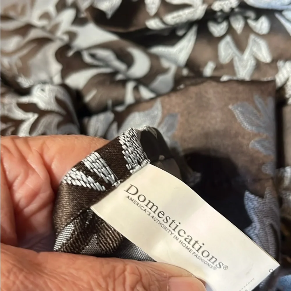 Domestications valances 19”